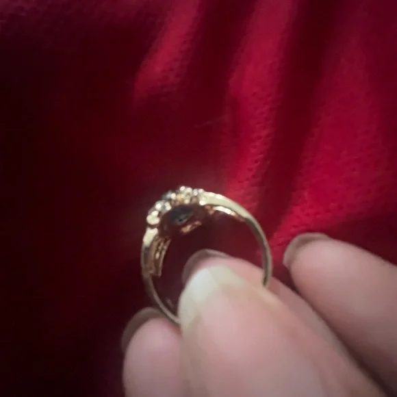 Blue Gemstone Gold Plated Metal Alloy Ring NWT Size: 7, 9, 10 - Picture 4 of 6